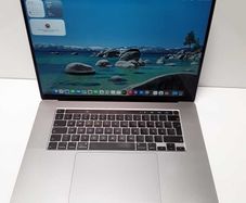 Apple MacBook Pro 16" (2019) Keyboard Swedish | Intel Core i7 6-Core | 16GB RAM | 1TB SSD | 16" Retina Display