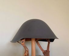 Original Cold War East German M56/76 Stahlhelm. NVA. Complete. Militaria