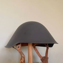 Original Cold War East German M56/76 Stahlhelm. NVA. Complete. Militaria