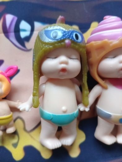 collectable baby figures
