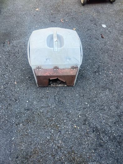 seen a grass box