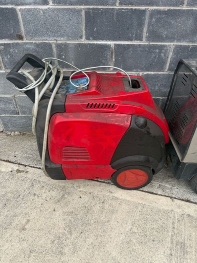 Diseal power washer