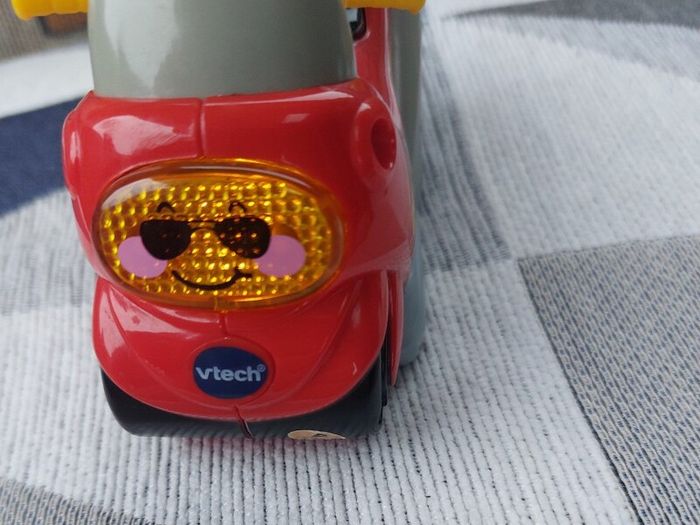 Vtech ; Toot Toot drivers motorbike