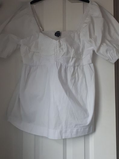 Top white