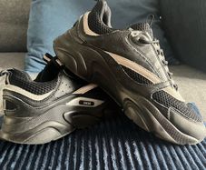 Dior b22 size uk 9