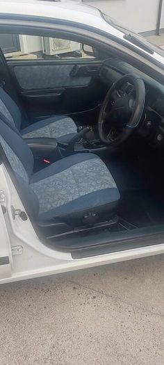 Toyota Carina