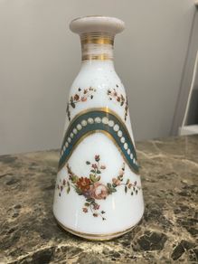 Floral bud vase