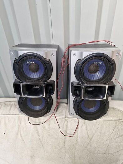 sony and pioneer hifi speakers