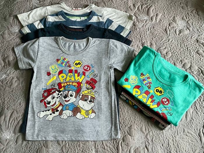 Boys clothes bundle age 2-3 / trousers / t-shirts / shorts