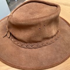 Tan / Brown Leather Hat