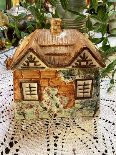 Vintage Keele pottery