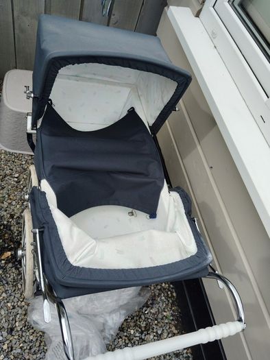dolls pram vintage