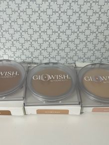 Huda beauty GloWish luminous pressed powders brand new