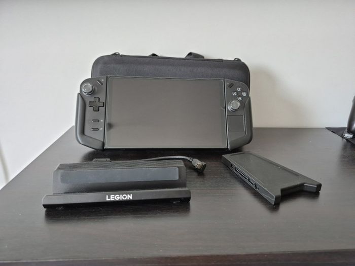 Lenovo Legion Go Z1 Extreme