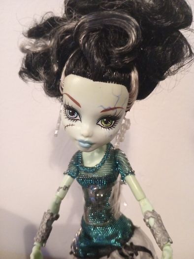 2008 G1 Frankie stein ghouls rule doll.