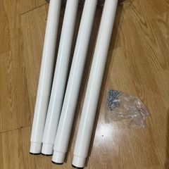 Table legs