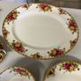 Royal Albert Dinner/tea service Image 3