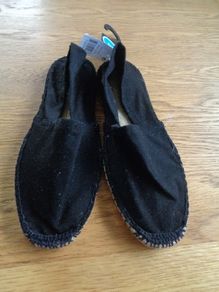 Ladies Canvas Shoes for Sale
