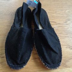 Ladies Canvas Shoes for Sale