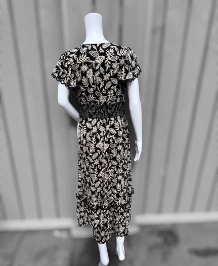 Pre Owned Savida Black & Cream Floral Midi Dress with Lace Detail