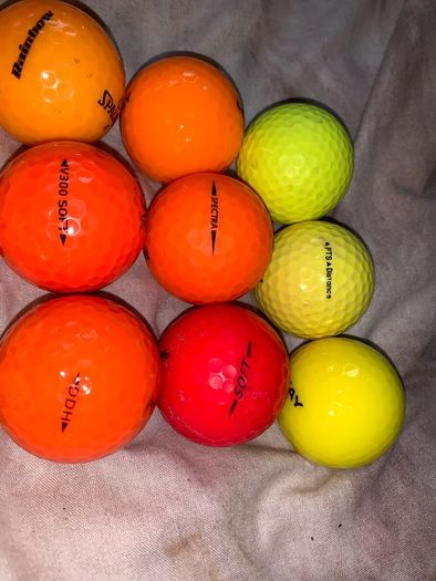 (12) Good quality colored golf balls