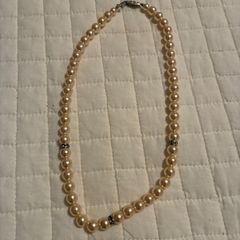 pearl necklace