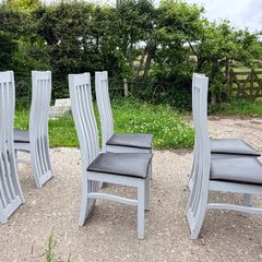 table and chairs