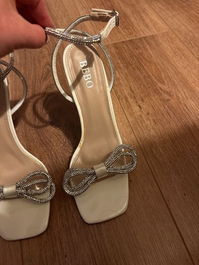 ASOS diamond bow heels size 5