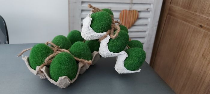 Beautiful Home Decor (eggs)- New!