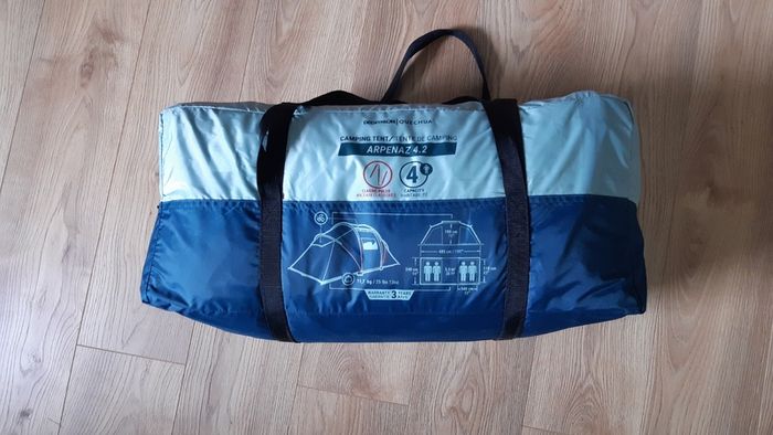 Quechua 4-person, 2-bedroom camping tent, Arpenaz 4.2