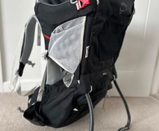 Osprey poco carrier in black, new camel bag included
