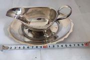 Lovey Silver Plated Greavy 3 Leges Boat With Tray.