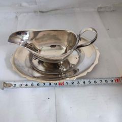 Lovey Silver Plated Greavy 3 Leges Boat With Tray.