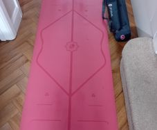 Liforme Yoga Mat (Pink) with Original Bag (Excellent Condition)