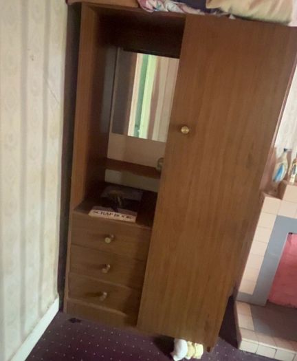 wardrobe