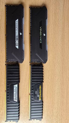 RAM Corsair Vengeance DDR4 8GB x2