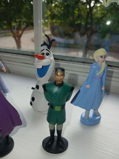 Disney Frozen Figures