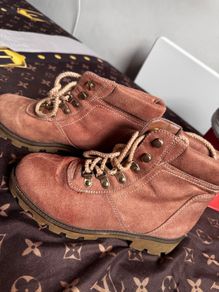 Ladies Suede Boots Size 36 Excellent Condition