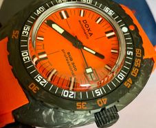Doxa Sub Carbon 300