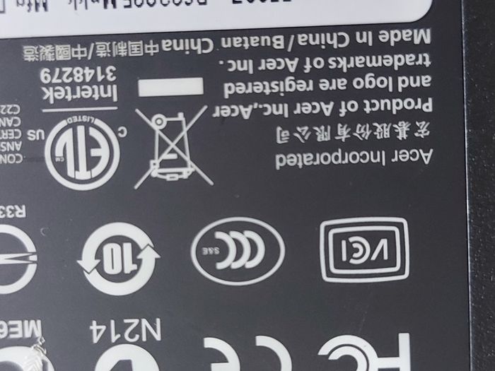 emachines E732 Series 15. inch Laptop, Model ZRDB, Intel Pentium CPU P6200, 2.13GHz, 3GB Ram, 218GB SSD, Windows 7, 64bit, Firefox, Opera, Chrome and VLC