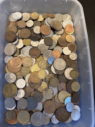 Job Lot World Coins - 1KG L2
