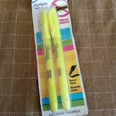 Two Pack Sharpie Highlighters Yellow