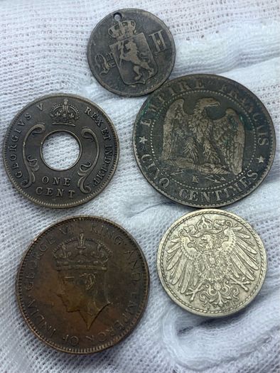 Mixed country coin lot see pictures