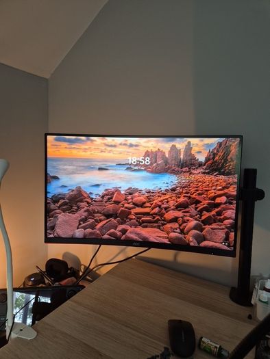 AOC 27inch gaming monitor