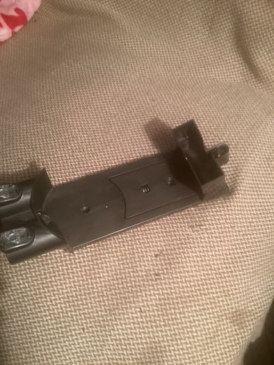 Dyson    V6.  Station base
