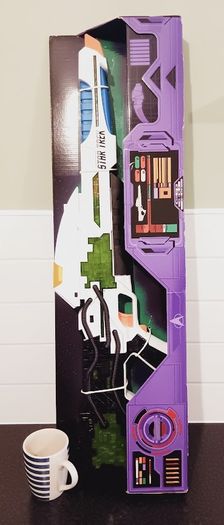 Star Trek Star  Blaster rifle 35th anniversary (NEW)