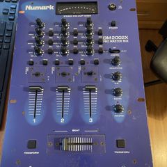 Numark dm 2002x