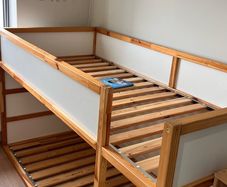 bunk bed with 2 mattress