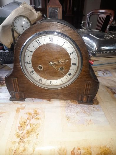 Old Spring 2 Driven Mechanical Clocks for sale, springs are good, Price is for 1 only