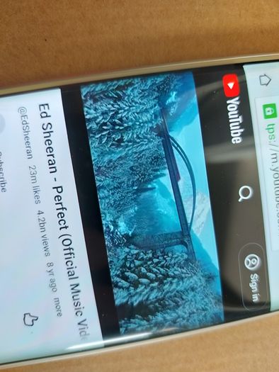 Samsung Galaxy S6 Edge, Model SN-G925F, 64GB, in excellent cosmetic condition